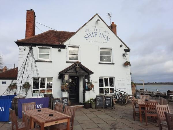 Best Sports Bars in Havant - Ship Langstone