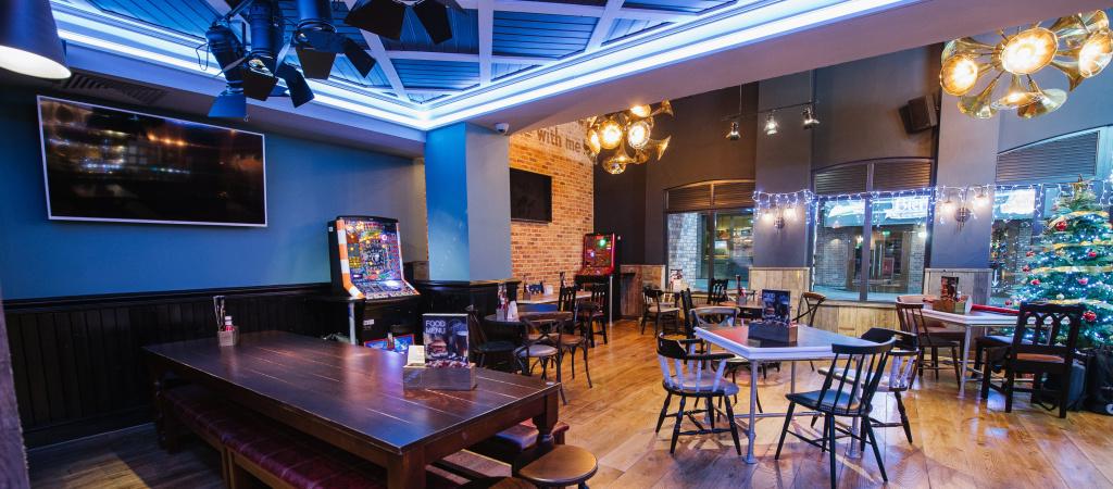 Best Sports Bars in Manchester - O'Neills Printworks