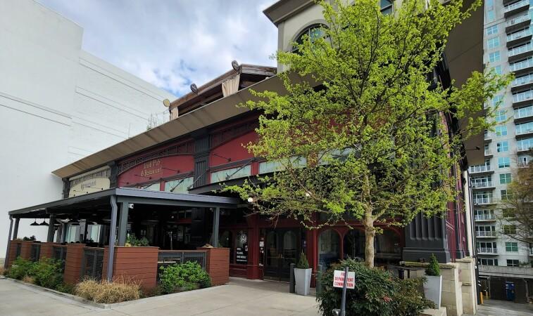 Best Sports Bars in Atlanta - Fado Irish Pub @ Atlanta Buckhead