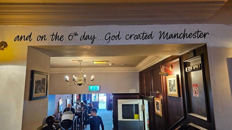 Best Sports Bars in Manchester - Piccadilly Tavern