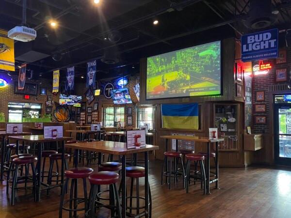 Best Sports Bars in Knoxville - Carolina Ale House @ Knoxville
