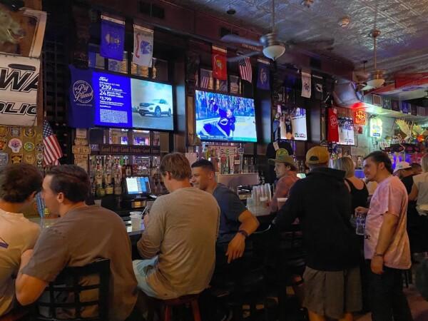 Best Sports Bars in Hoboken - The Pig and Parrot