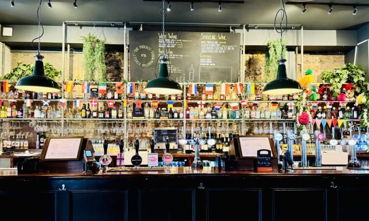 Best Sports Bars in London - Phoenix