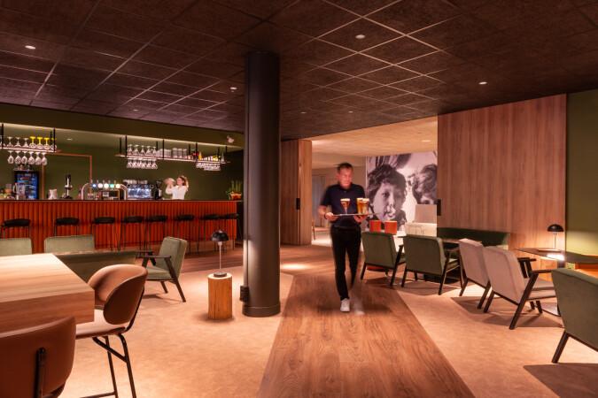 Les Meilleurs Bars à CHASSENEUIL-DU-POITOU - RESTAURANT CEZO