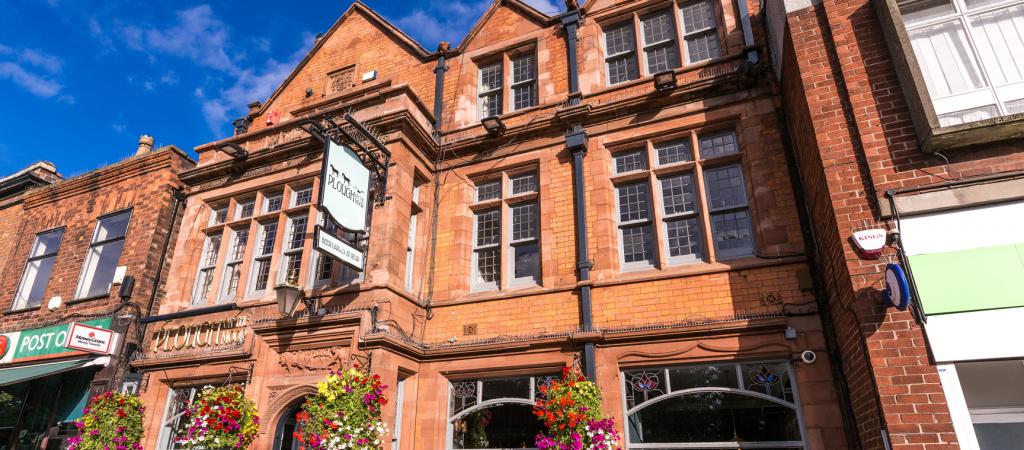 Best Sports Bars in STOCKPORT - Plough on the Moor Stockport