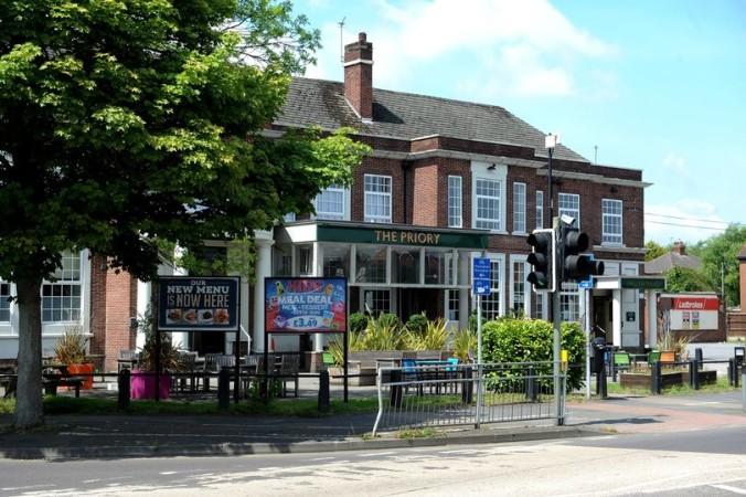 Best Sports Bars in North East Lincolnshire - Priory (Scunthorpe)