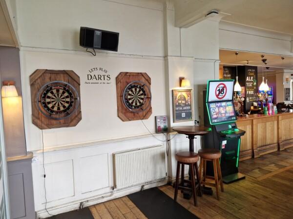 Best Sports Bars in North East Lincolnshire - Priory (Scunthorpe)