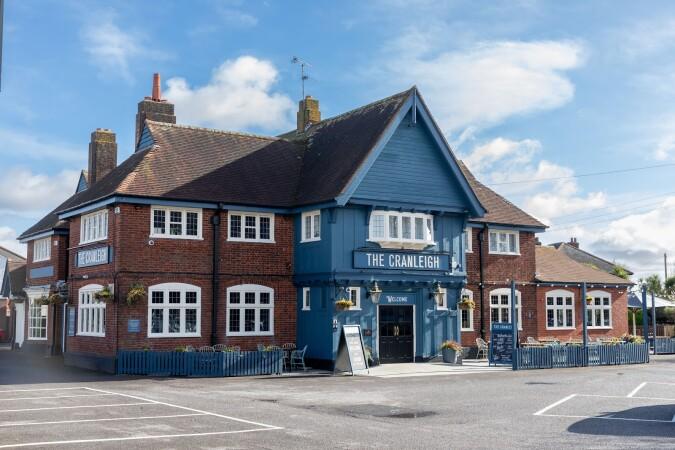 Best Sports Bars in Bournemouth - Cranleigh (Bournemouth)
