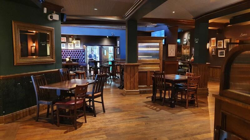 Best Sports Bars in Bristol - Drawbridge (Bristol)