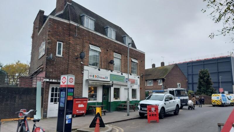 Best Sports Bars in London - The Flag