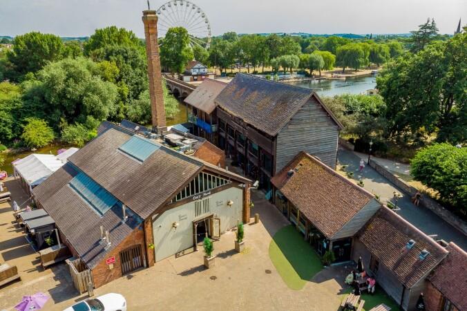 Best Sports Bars in Stratford-upon-Avon - Cox’s Yard, Stratford-upon-Avon