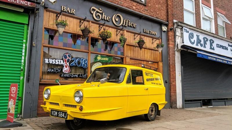 Best Sports Bars in Ealing - The Office