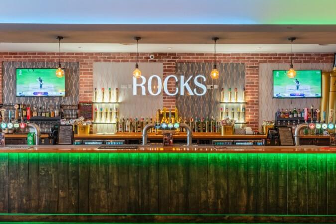 Best Sports Bars in Hampshire - Rocks Bar & Grill