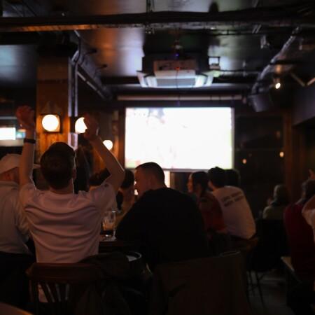 Best Sports Bars in London - Daly's Wine Bar & Beer Hall