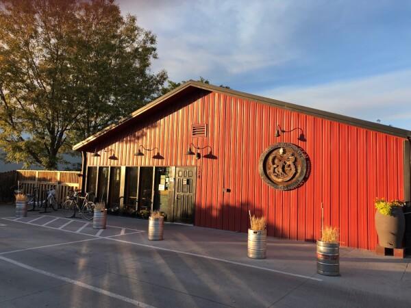 Best Sports Bars in Fort Collins - Horse & Dragon Brewing Company