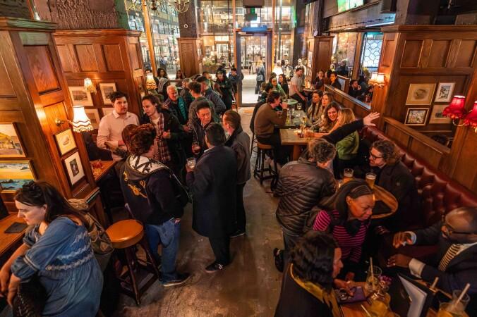 Best Sports Bars in London - Old Street Tavern