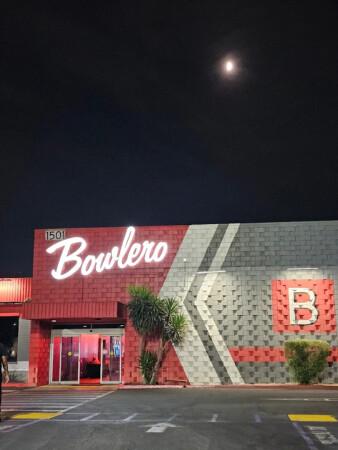 Best Sports Bars in Fullerton - Lucky Strike Fullerton