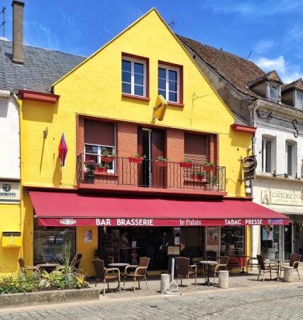 Les Meilleurs Bars à Sens - Bar Brasserie Tabac L'inaya
