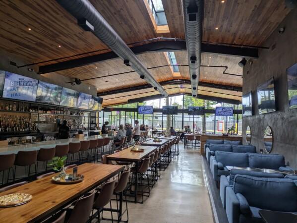Best Sports Bars in Houston - White Oak Social