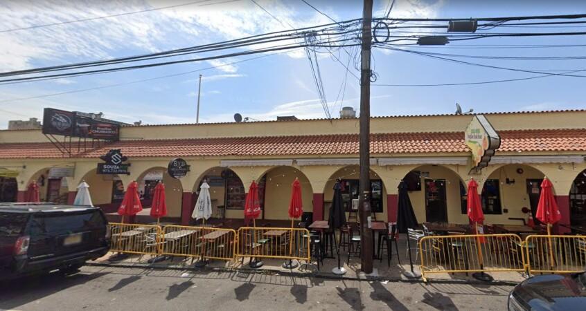 Best Sports Bars in Newark - Casa Nova Bbq