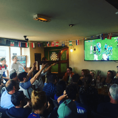 Les Meilleurs Bars à Bordeaux - The Charles Dickens Pub