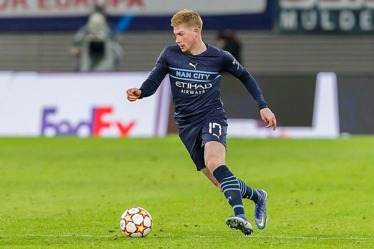 Explore bars showing UEFA Champions League games live, from group stages through to the final.