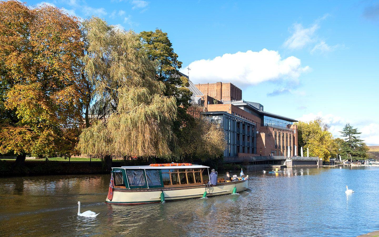 best bars in Stratford Upon Avon, Sports pubs near me, best sports bars near me, Watch sport in Stratford Upon Avon