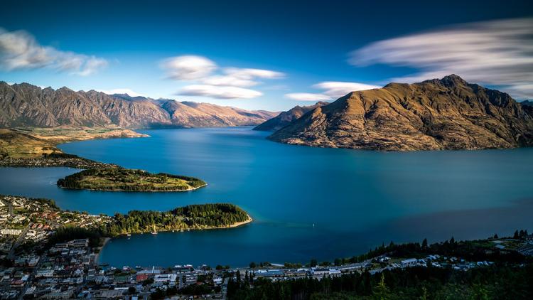 Discover the best venues across Queenstown showing World Cup matches live