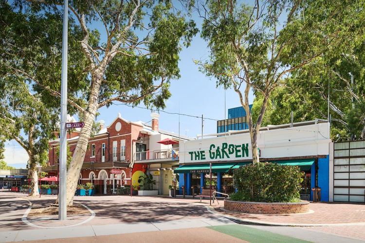 Explore the best sports pubs in Leederville