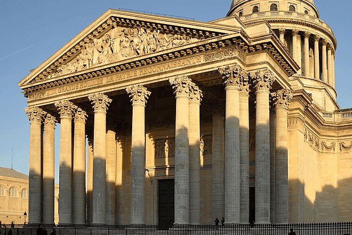 Entre les pubs animĂ©s du Quartier Latin et les bars cosy prĂšs du PanthĂ©on, le 5á” est lâendroit idĂ©al pour suivre un match de football ou de rugby.