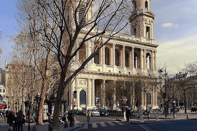 Saint-Germain-des-PrĂ©s et OdĂ©on comptent plusieurs Ă©tablissements oĂč la diffusion des grands matchs est au rendez-vous.