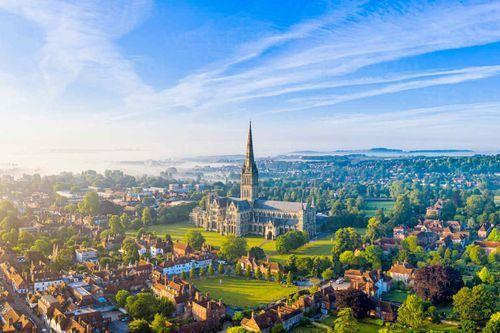 For a standout matchday in Salisbury, explore the city centre, where friendly pubs near the cathedral serve up great atmosphere and live sport.